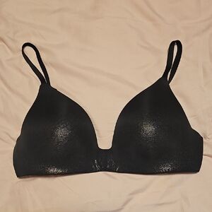 Victoria's Secret Black Wireless T-Shirt Bra